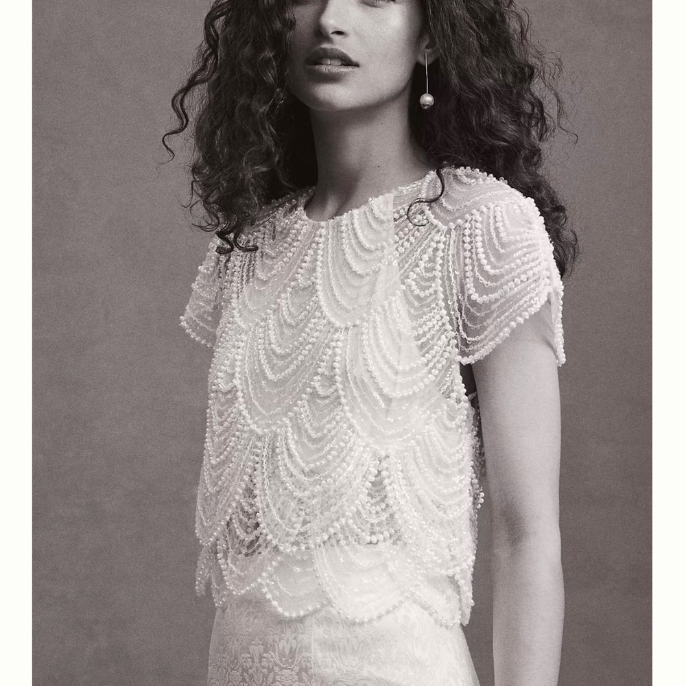 New with tags Anthropology 2 piece bridal set. Top is size 8, bottom is size 10.